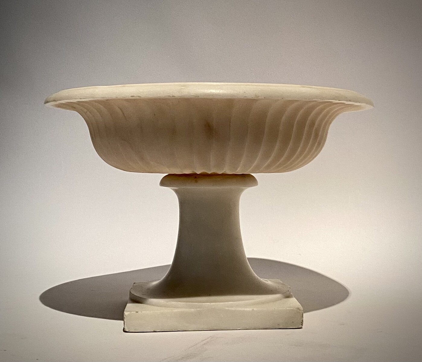 An Italian Grand Tour White Alabaster Tazza