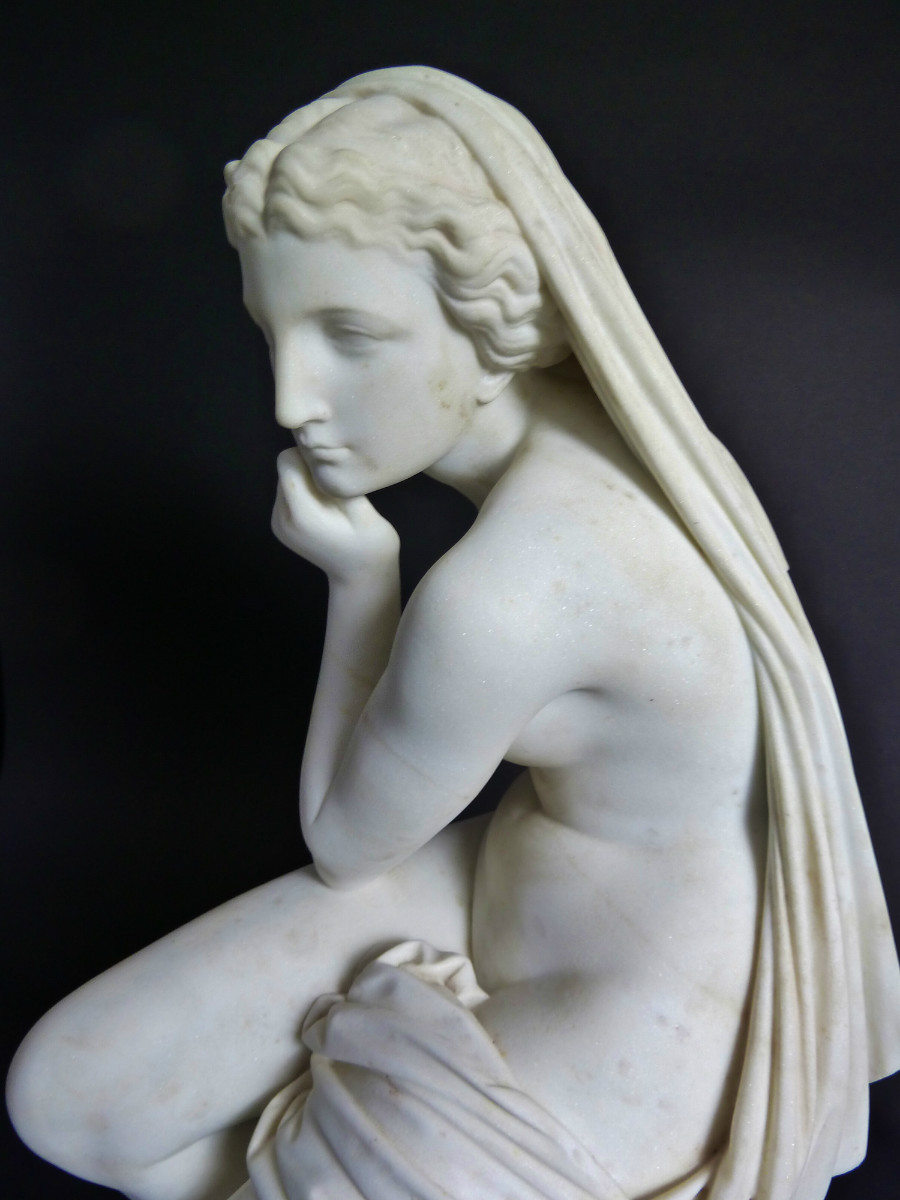 Marble sculpture of Venus