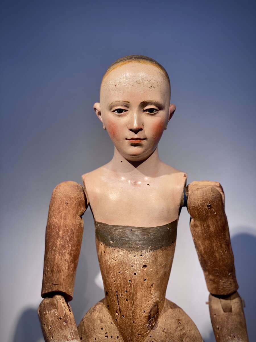 Neapolitan Madonna, Capipota , Manichino