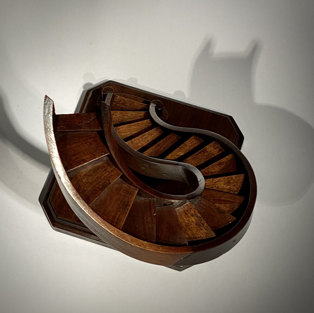 Question mark shaped Staircase Model